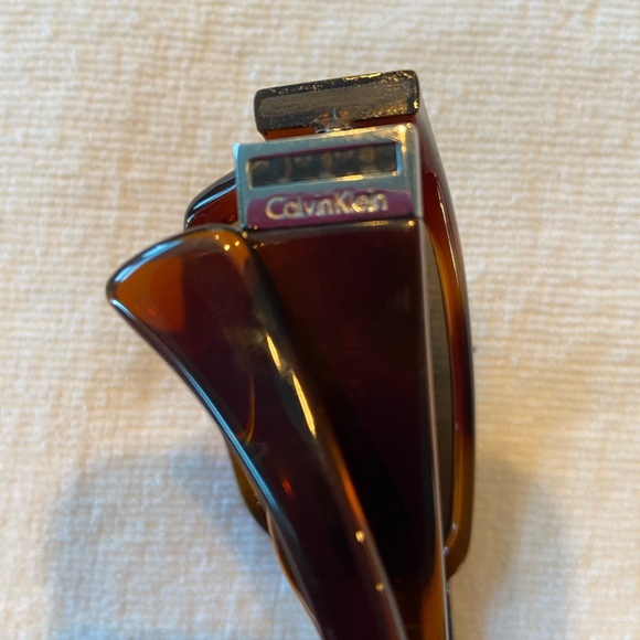 Brown Calvin Klein 842S sunglasses like new silver logo - Picture 4 of 6